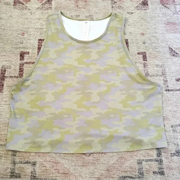 NWT Fabletics• Ressler Crop Tank size 4X - Picture 12 of 14